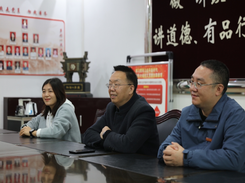 NYgS_1701069435751015589.jpg 4.jpg