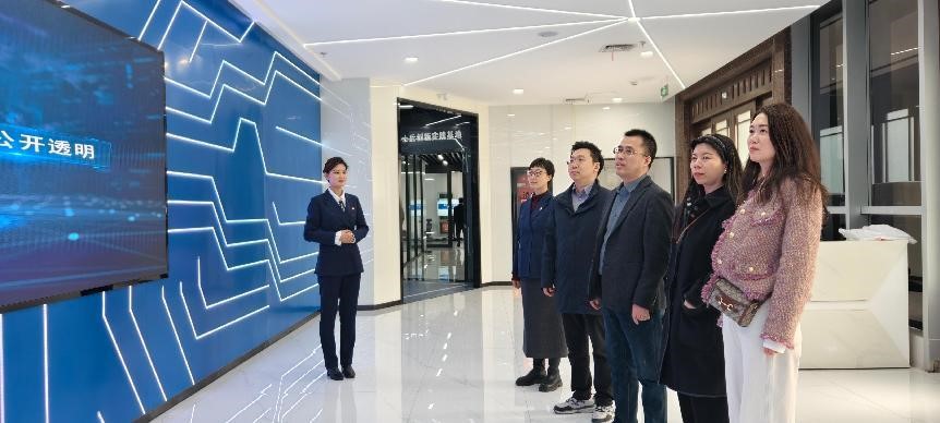 深化院企合作，共推数字技术创新 ——bat365正版唯一官网电气学院负责人一行到丝路创远（甘肃）科技有限公司调研