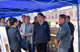 说明: 说明: C:\Users\dell\Desktop\EAF51C7234F4DB64CE083BFAFE25FA72.png